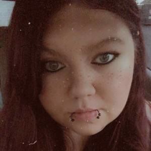 Meet your Posher, Shaina